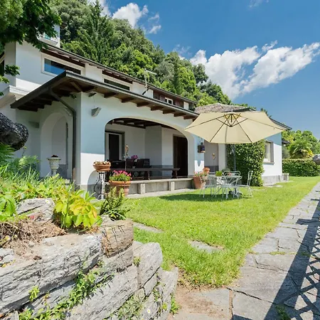 Villa Bianca - Front Pool By Rent Sala Comacina