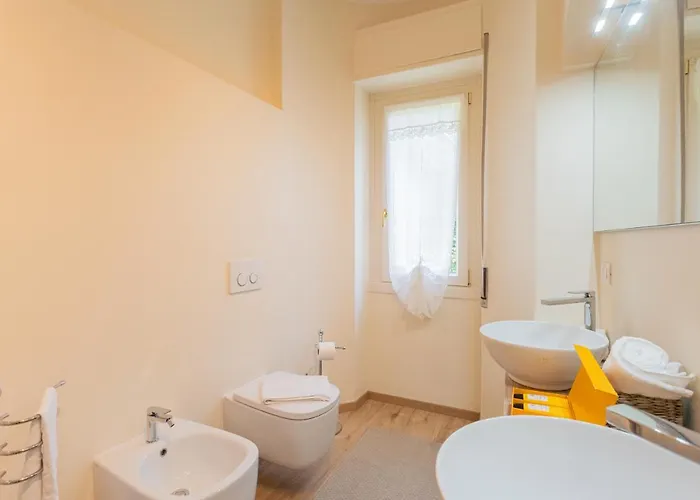 Bianca - Front Pool By Rent