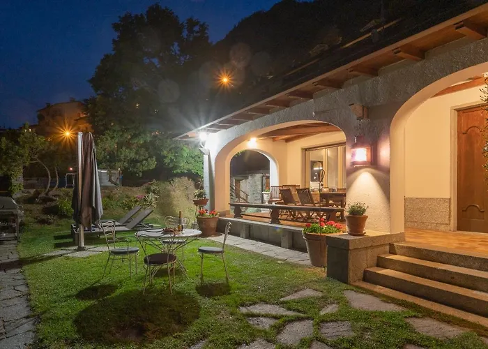 Bianca - Front Pool By Rent